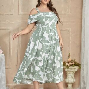 SHEIN Green and White Floral Midi Dress